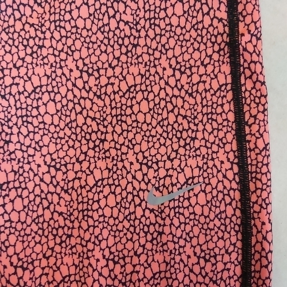 NIKE dry fit aop relay crop running tights - Picture 3 of 9